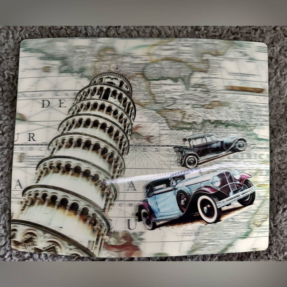 Reflective mouse pad